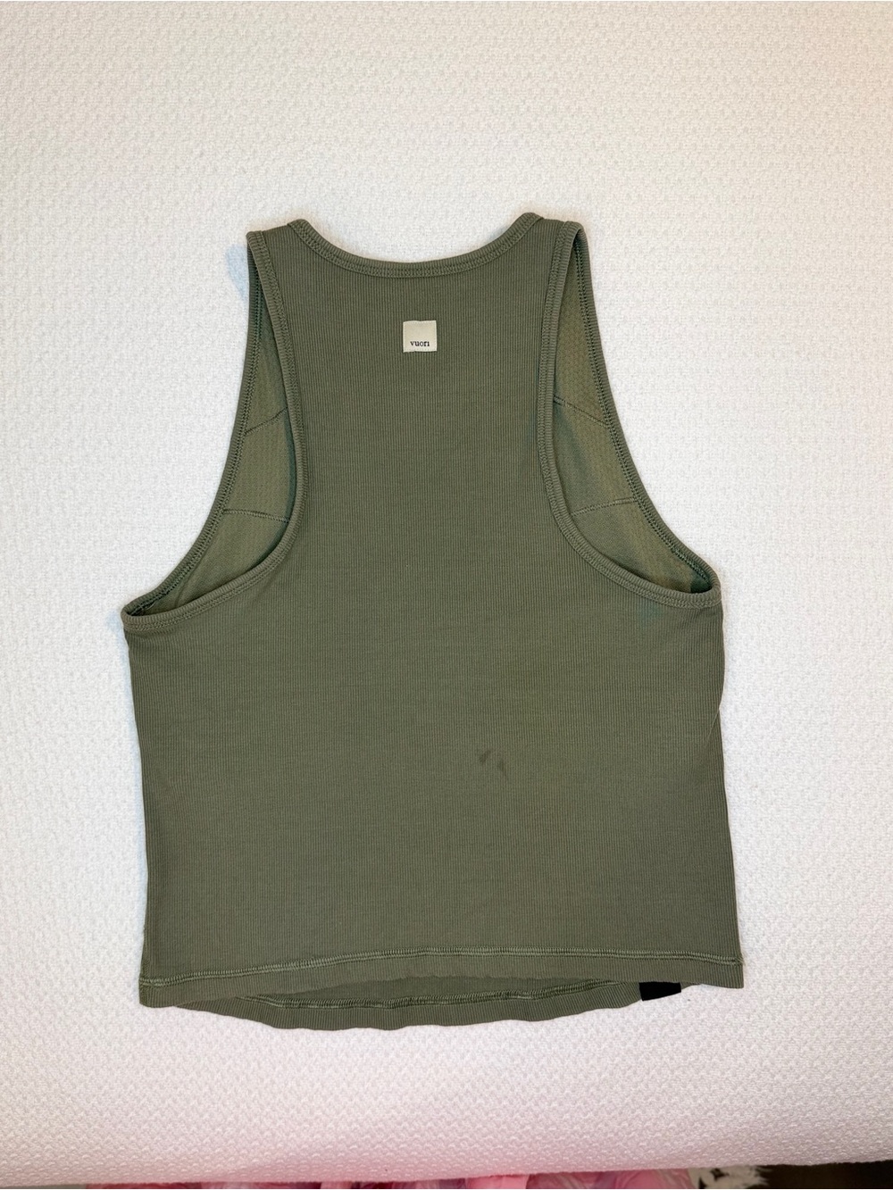 Vuori Pose Plyo Ribbed Tank Top in Sage Green Size Medium - Picture 4 of 6
